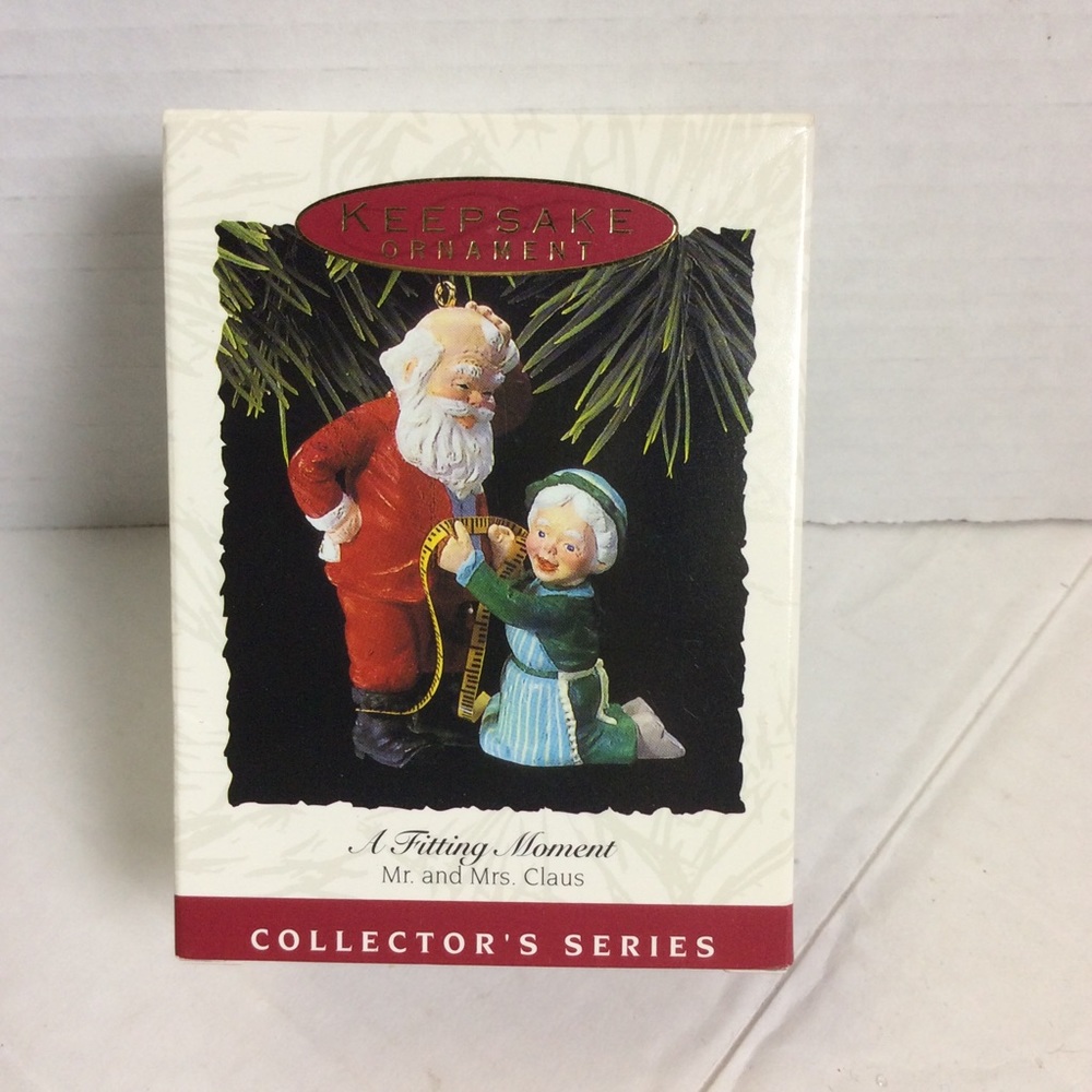 Hallmark A Fitting Moment Mr & Mrs Clause Ornament